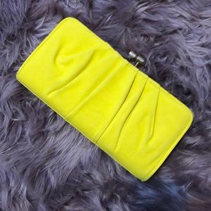Yellow Clutch